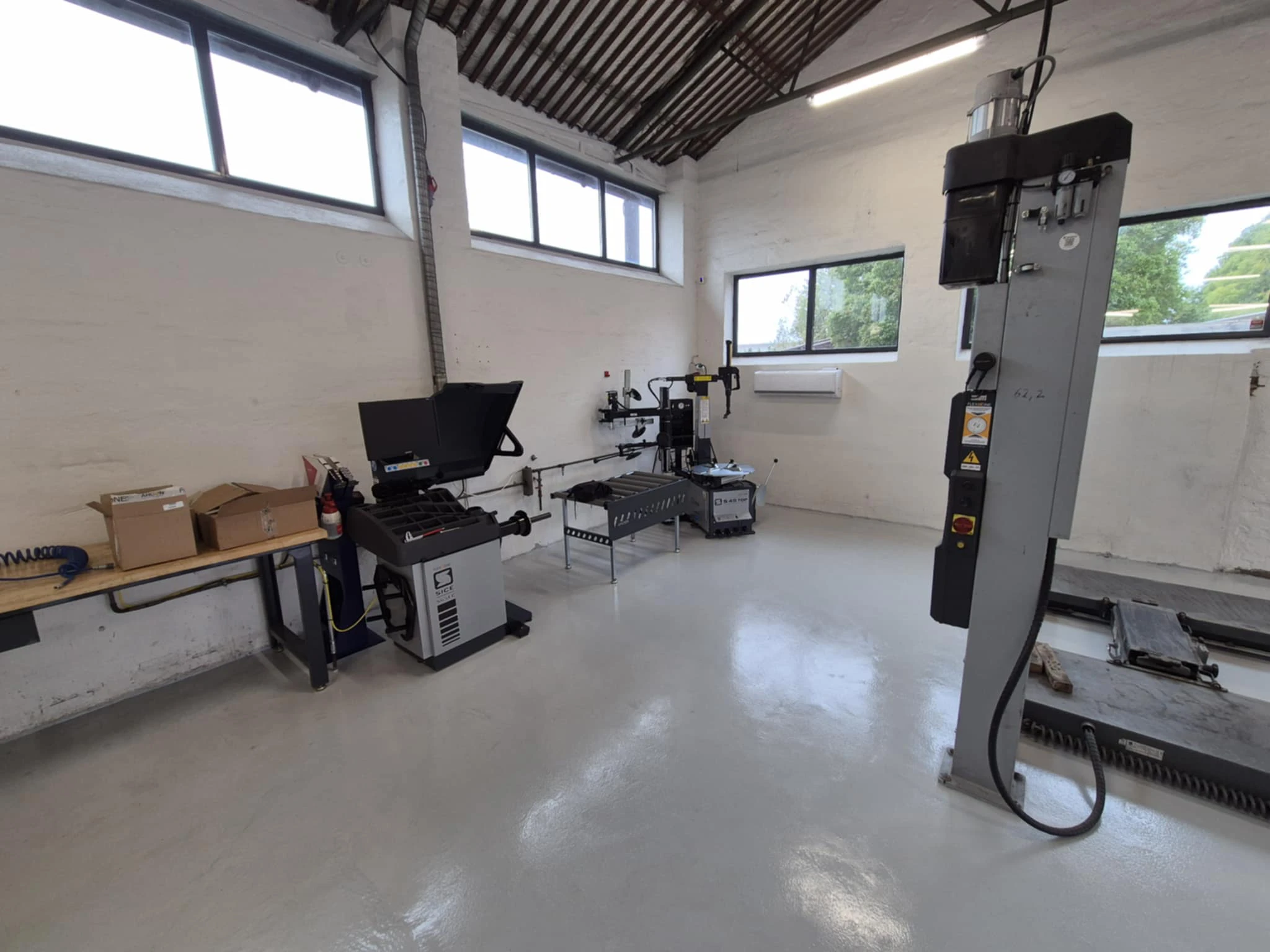 Sandholdtbiler bil værksted 3