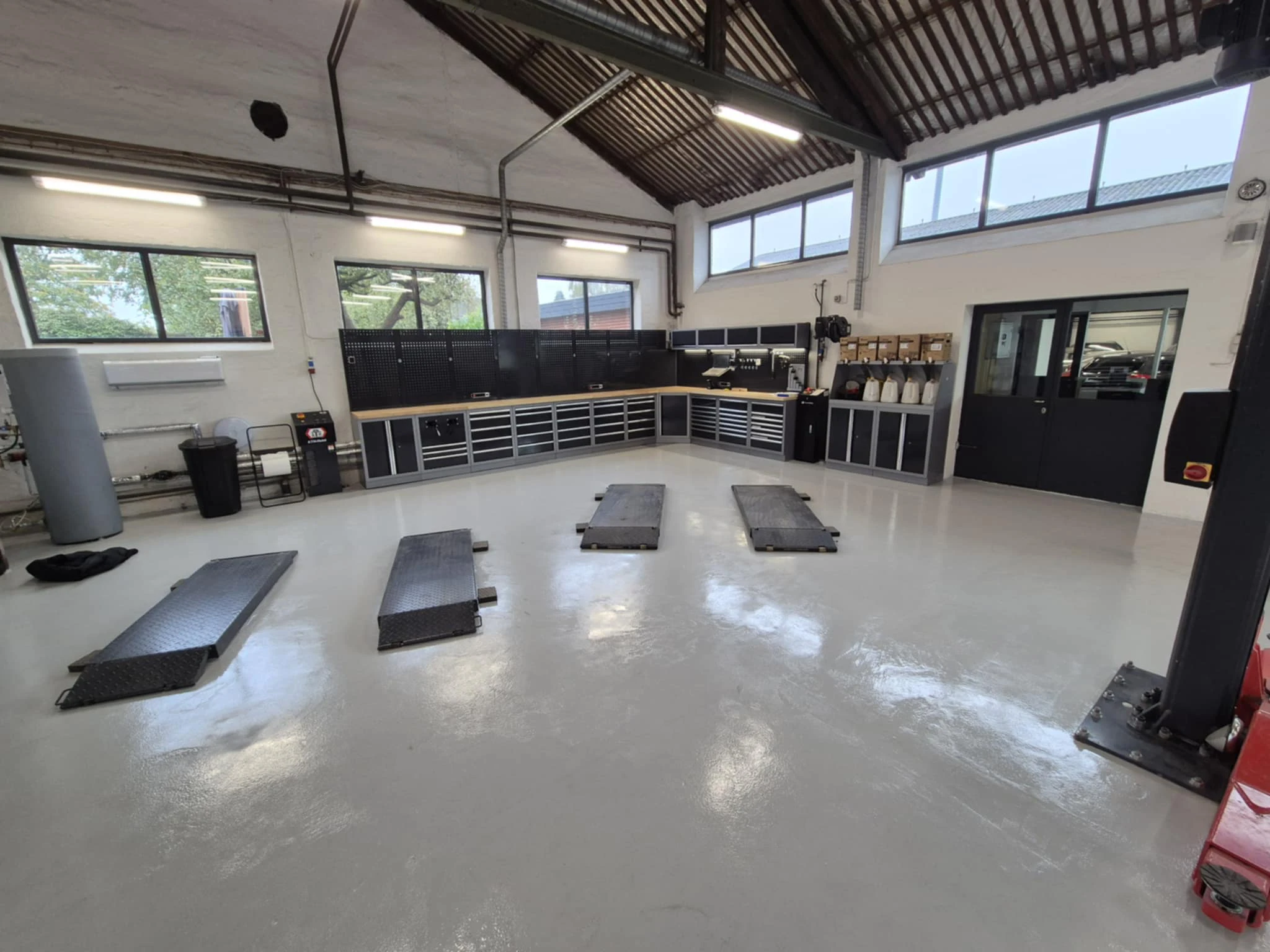 Sandholdtbiler bil værksted 4