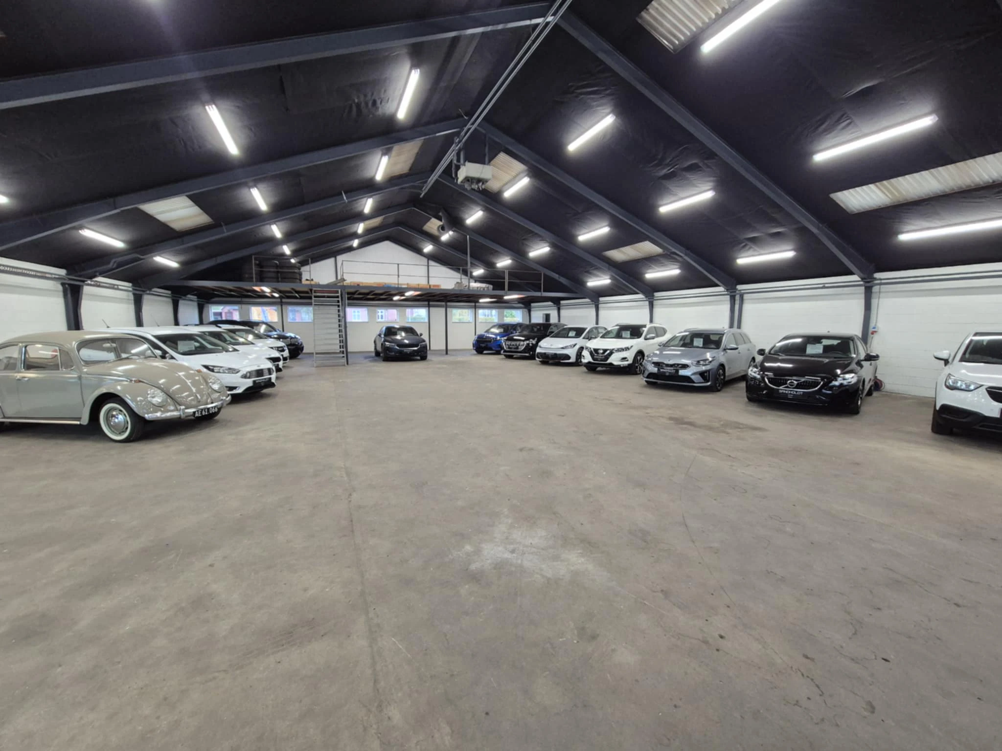 Sandholdtbiler biler til salg udstilling 2